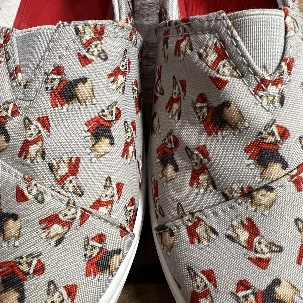 Corgi Christmas Graphics Dogs Scarfs Isaac Mizrati Slip-ons Sz 8 Cushion Support